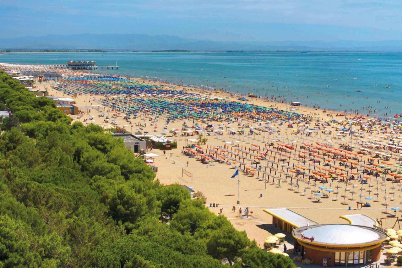 Villa Beethoven Lignano Sabbiadoro Exterior foto