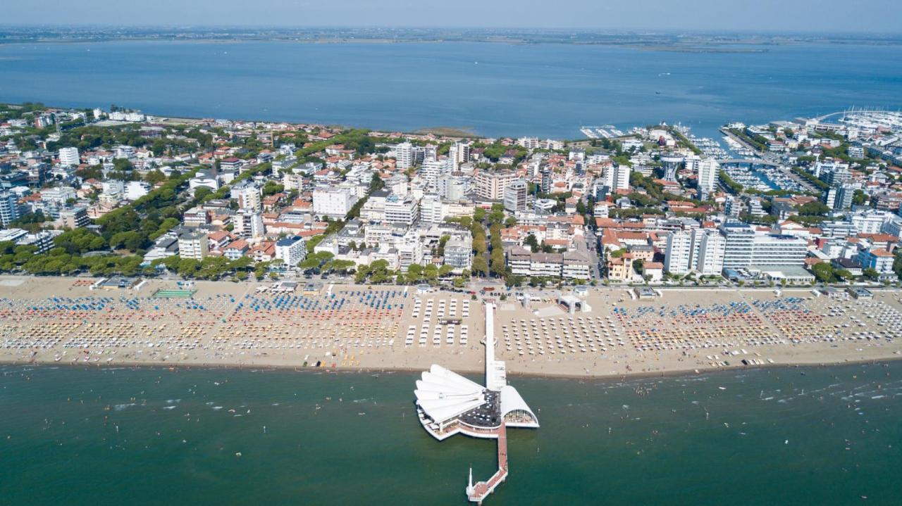 Villa Beethoven Lignano Sabbiadoro Exterior foto
